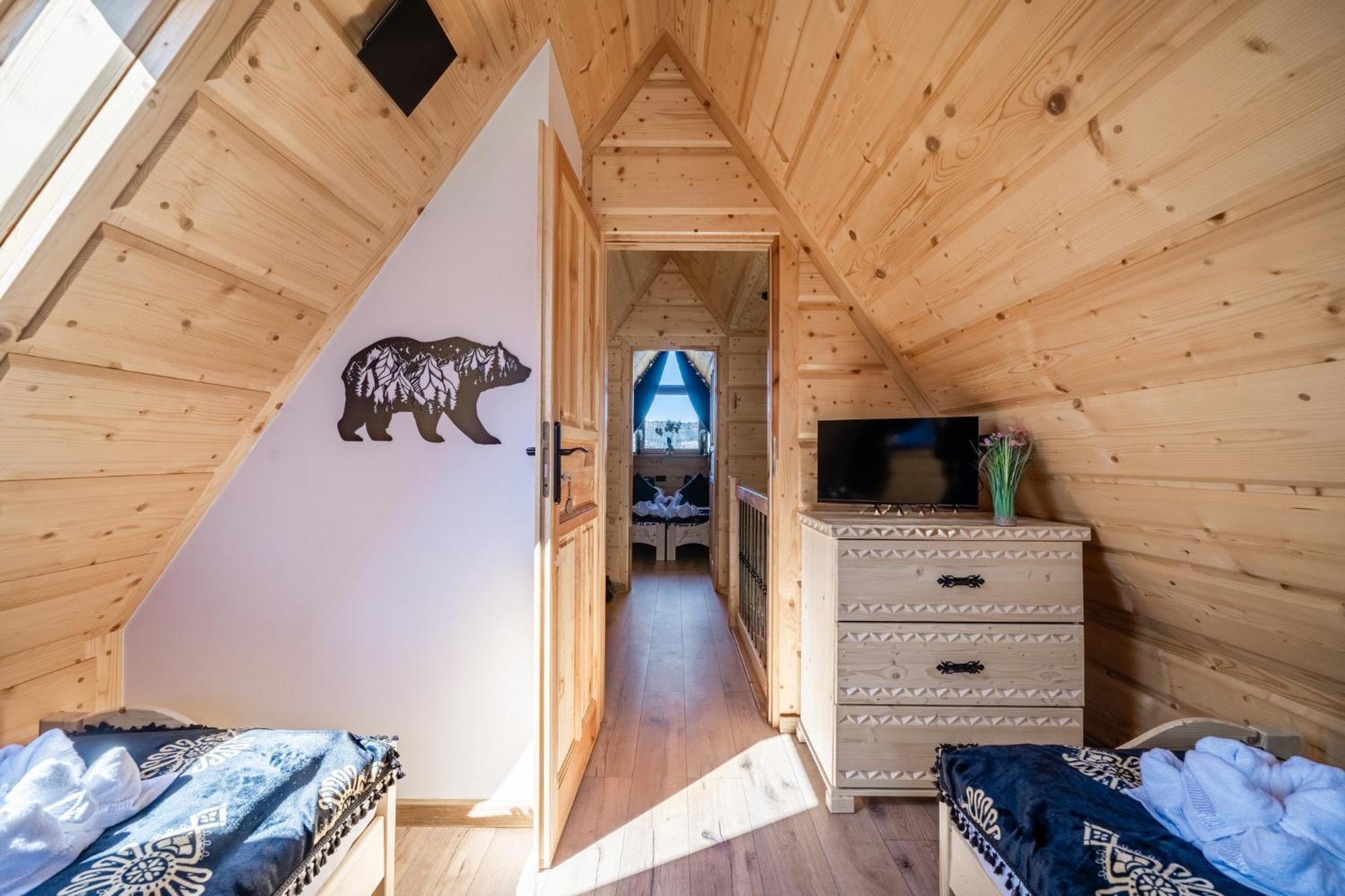Topory Prestige House Sauna & Jacuzzi Willa *